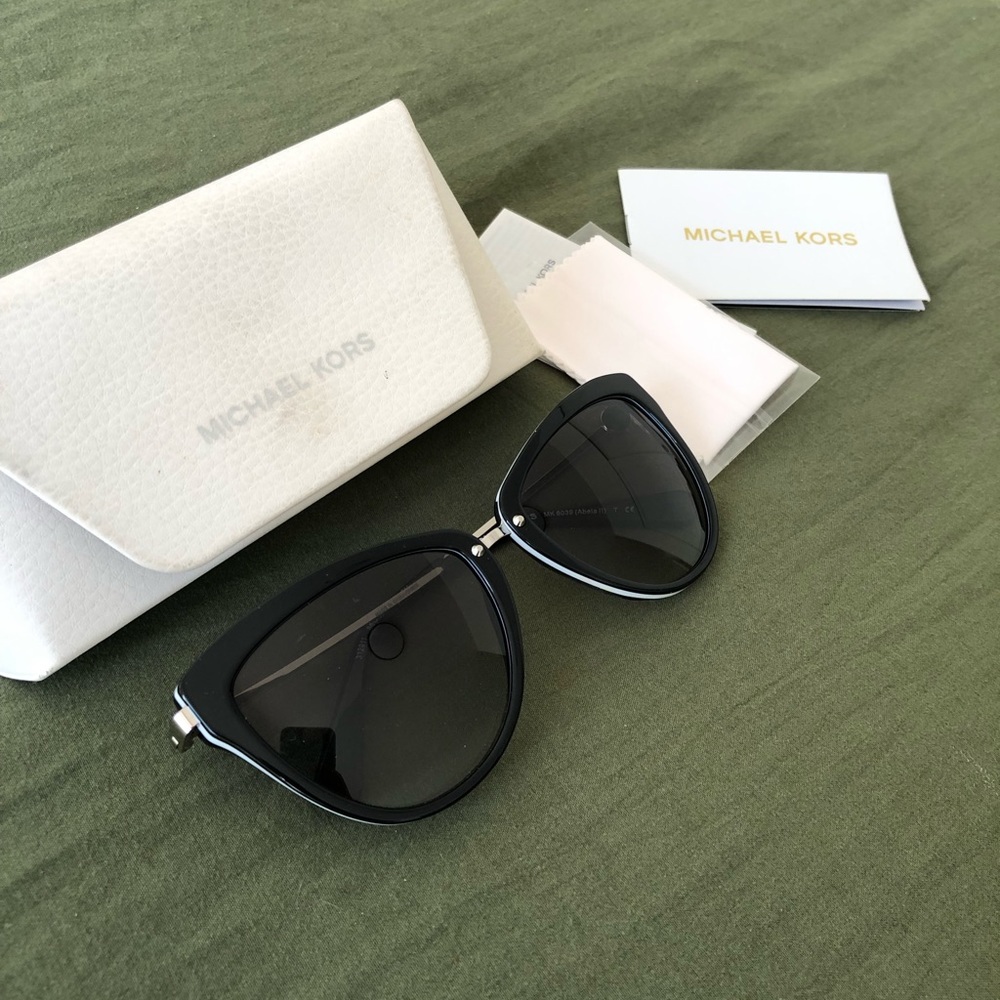 Michael Khorramshahr cat eye sunglasses